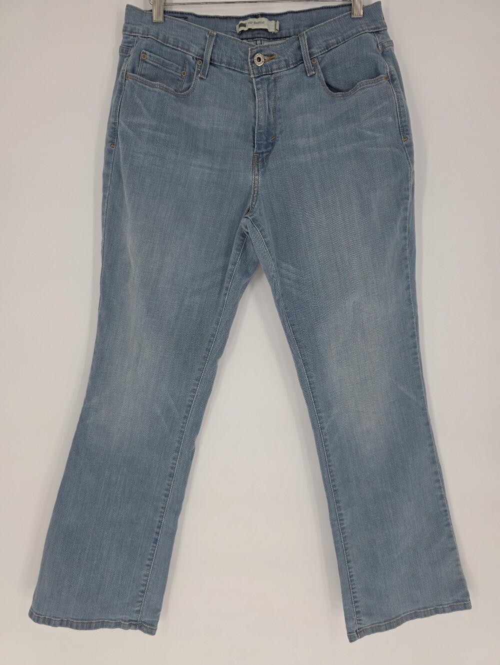Levi's 515 Bootcut Jeans Women's‎ 12M W31 L32 Light Wash Mid Rise Stretch